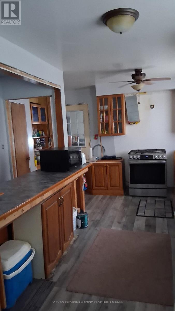 168 ELK STREET - 10