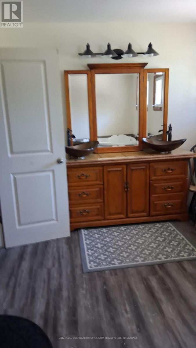 168 ELK STREET - 16