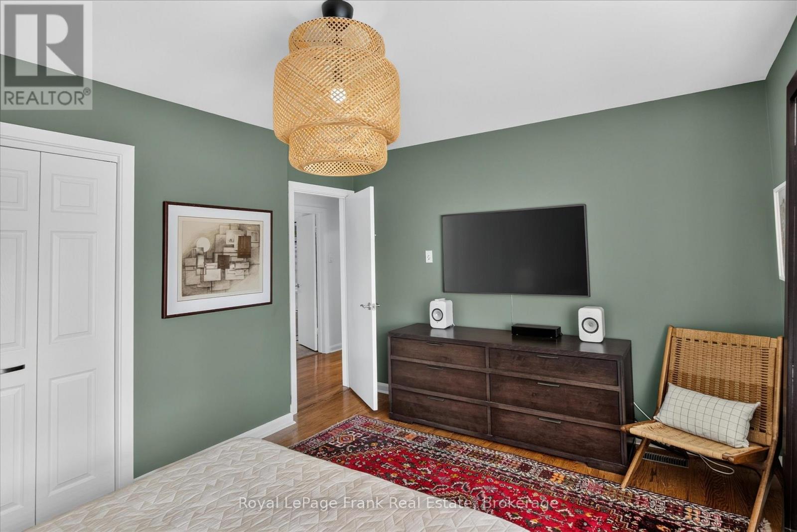 700 STANNOR DRIVE - 19