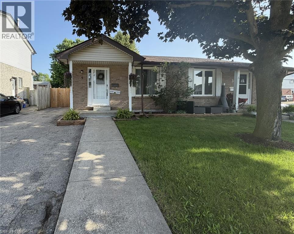 5 HARMONY Court — photo 1