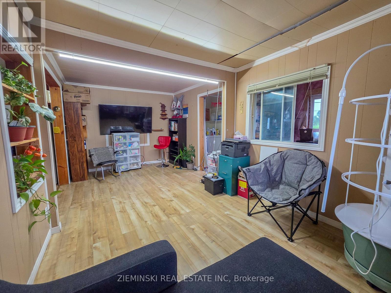 340 FERGUSON AVENUE - Image 12