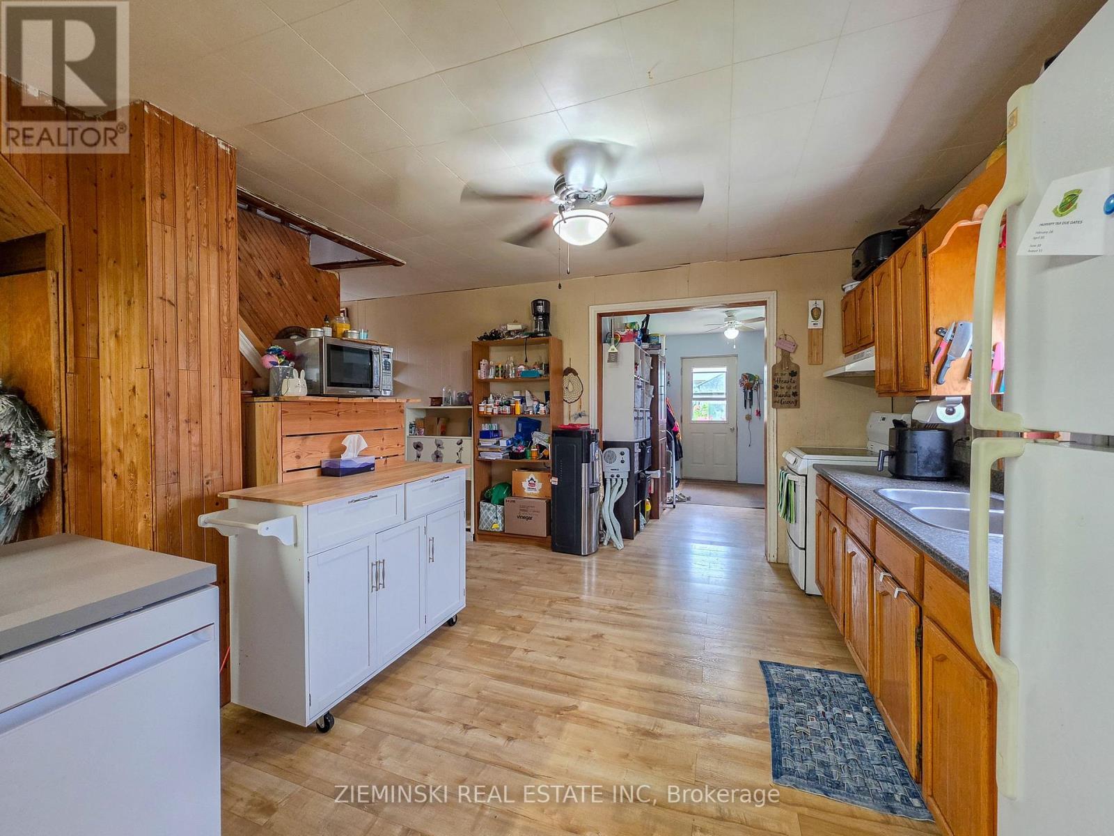 340 FERGUSON AVENUE - 16