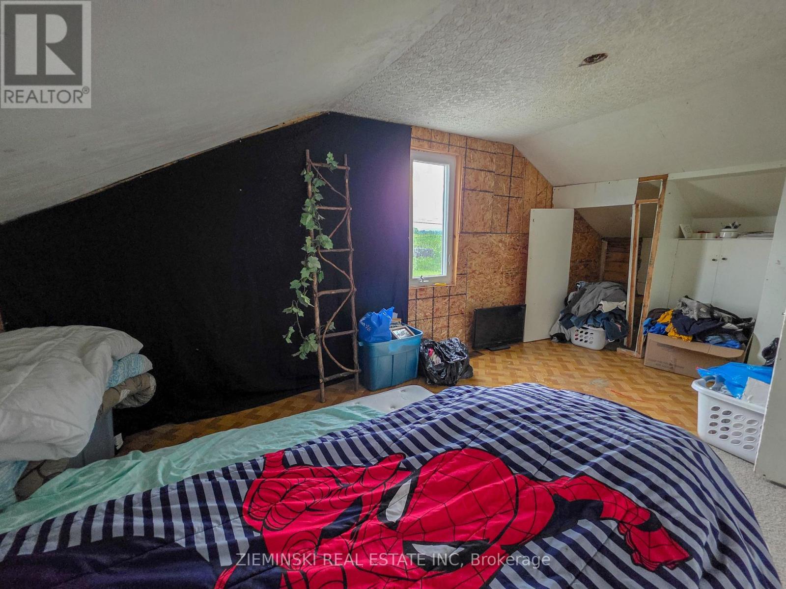 340 FERGUSON AVENUE - 22