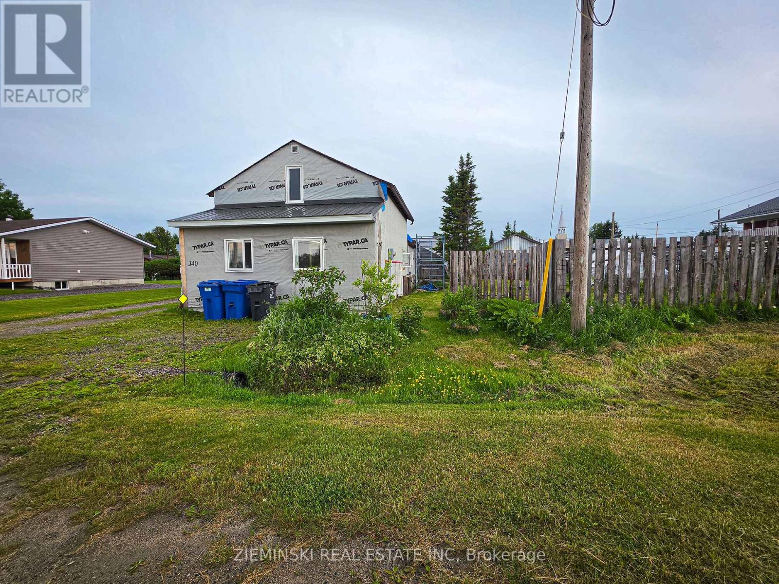 340 FERGUSON AVENUE - 26