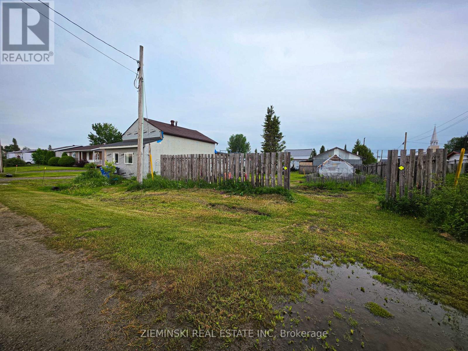 340 FERGUSON AVENUE - 27
