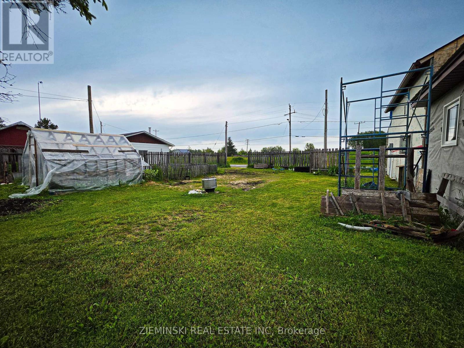 340 FERGUSON AVENUE - Image 29