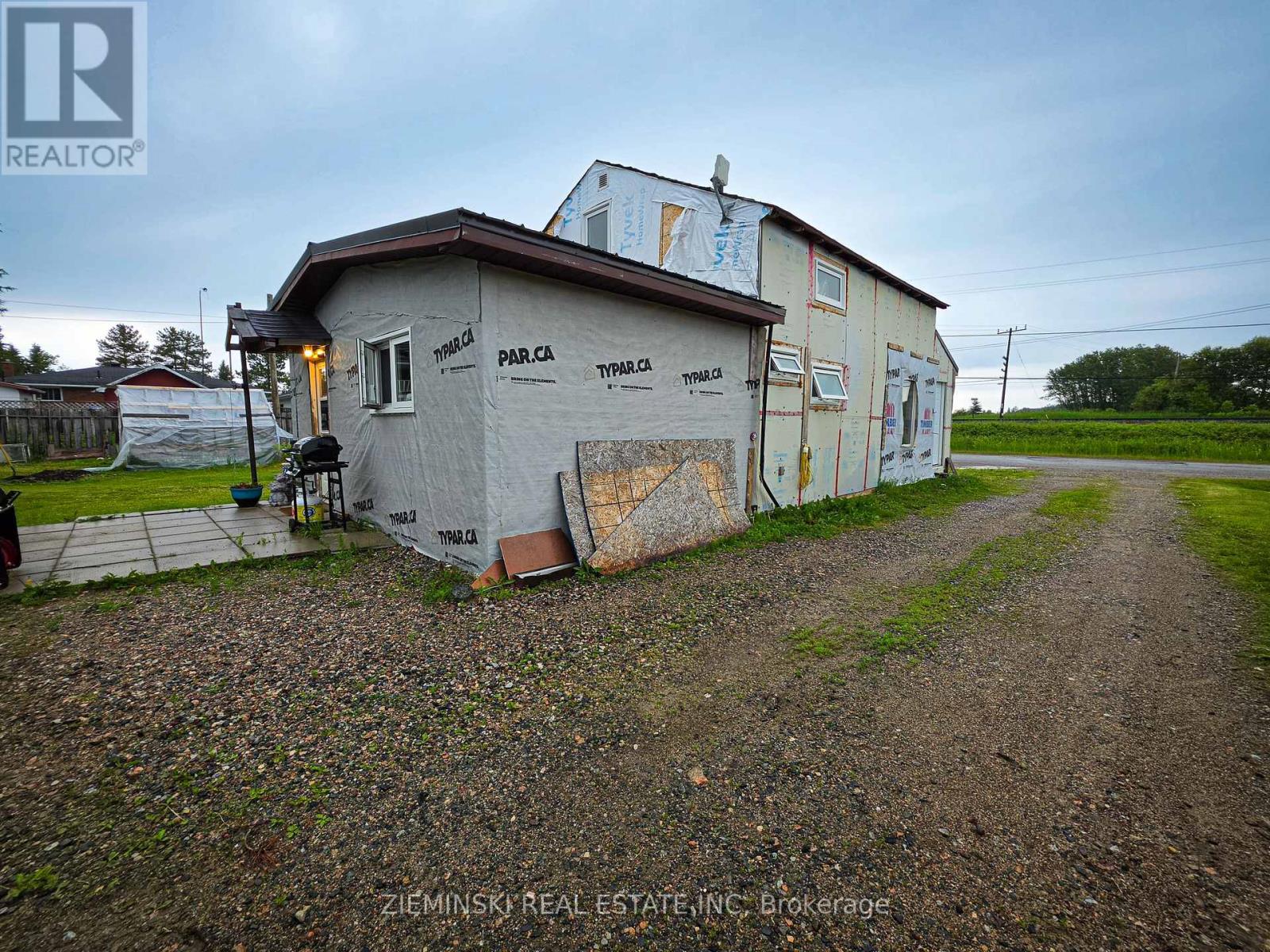 340 FERGUSON AVENUE - Image 34