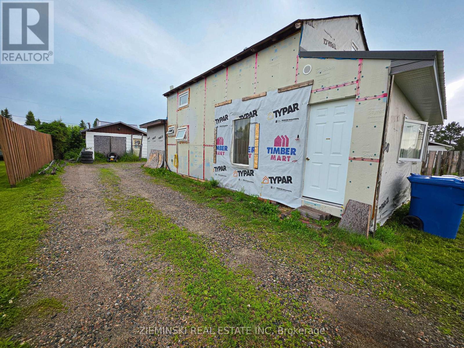340 FERGUSON AVENUE - 36