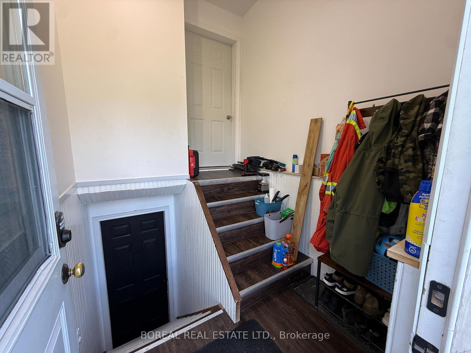 50 VICTORIA AVENUE - 18
