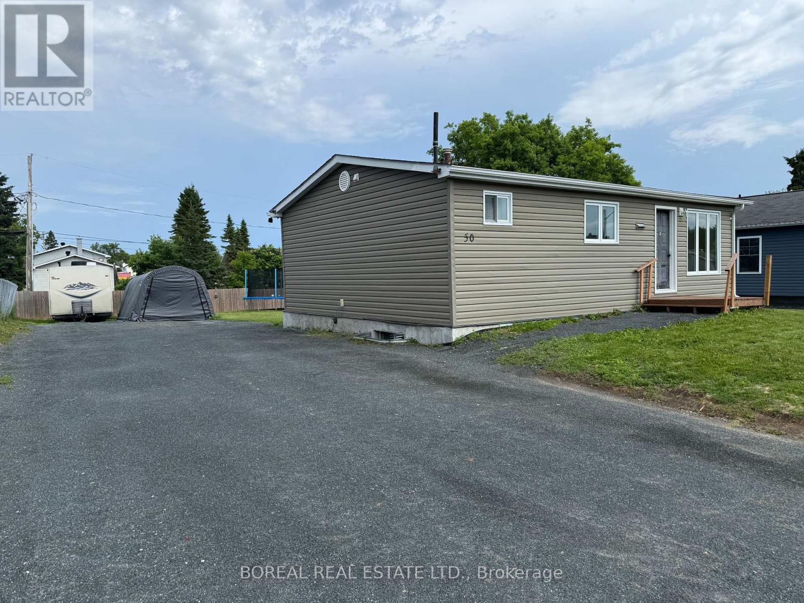 50 VICTORIA AVENUE - 3