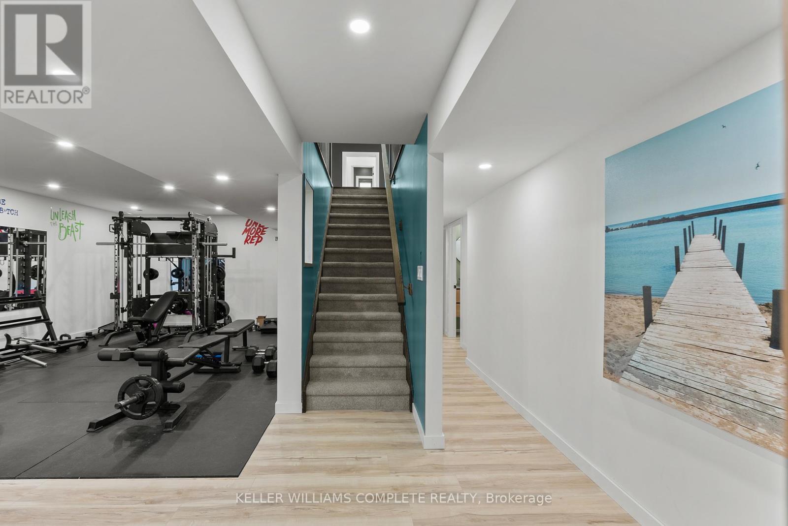 641 BURLEIGH ROAD N - 22
