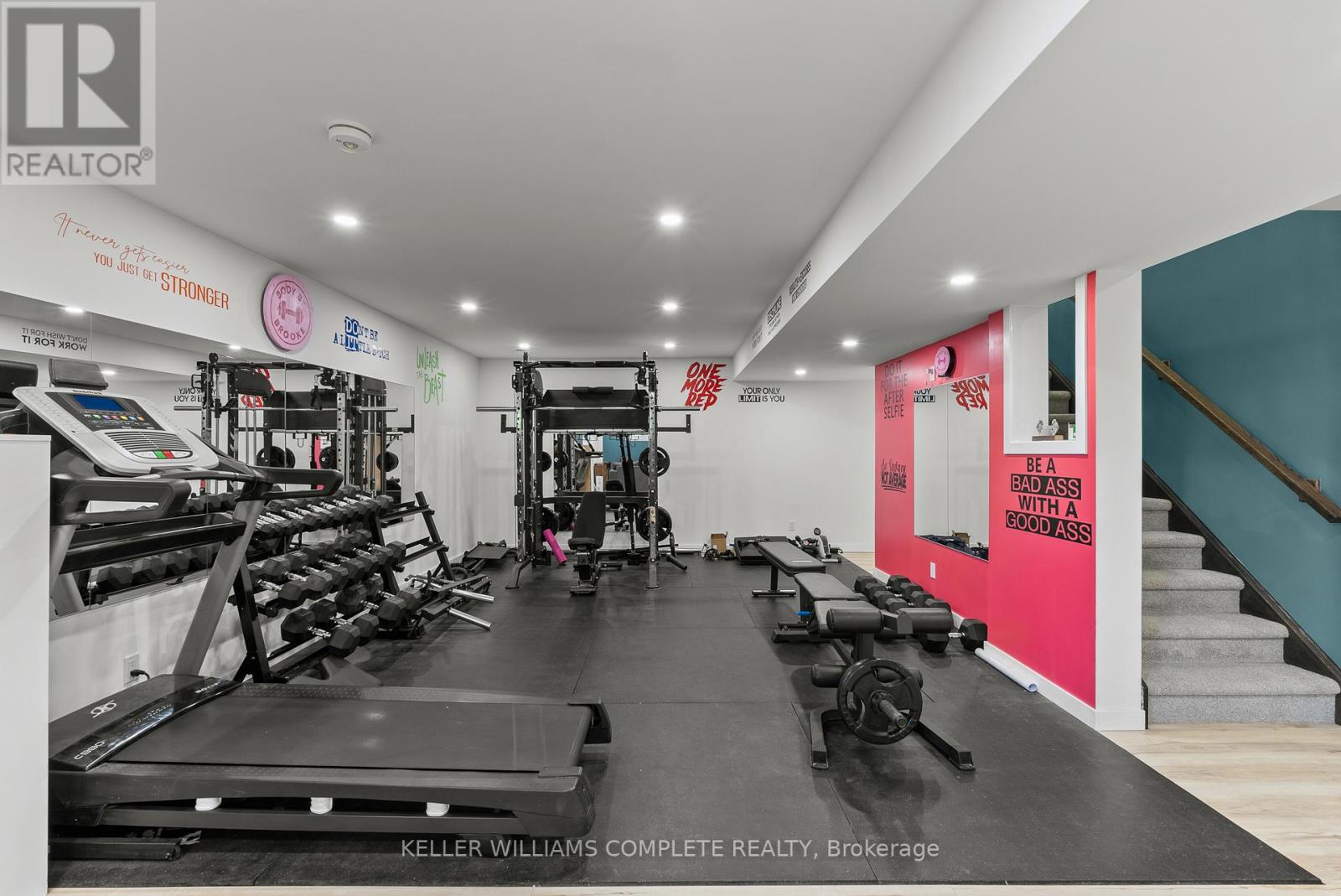 641 BURLEIGH ROAD N - 27