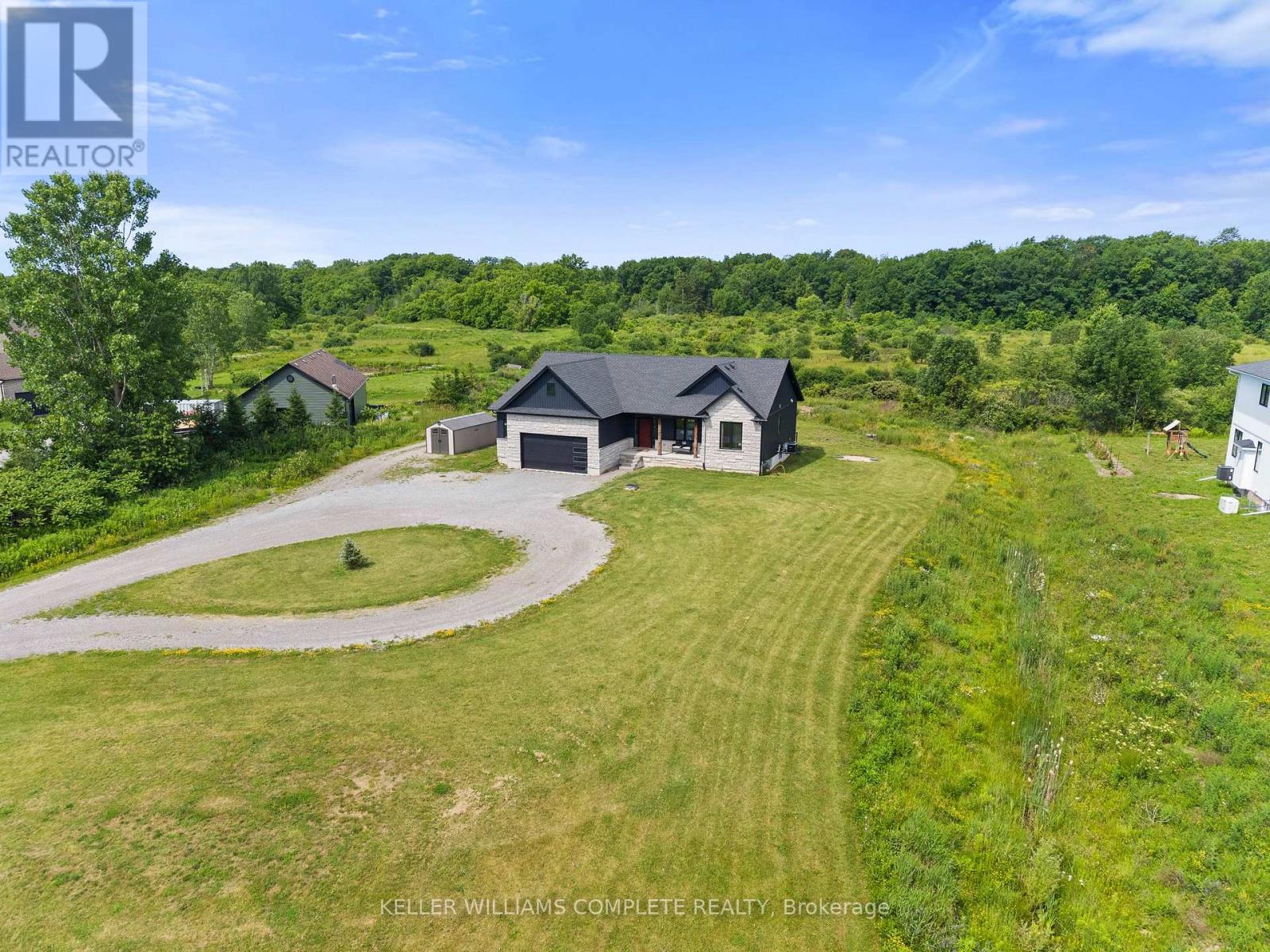 641 BURLEIGH ROAD N - 42
