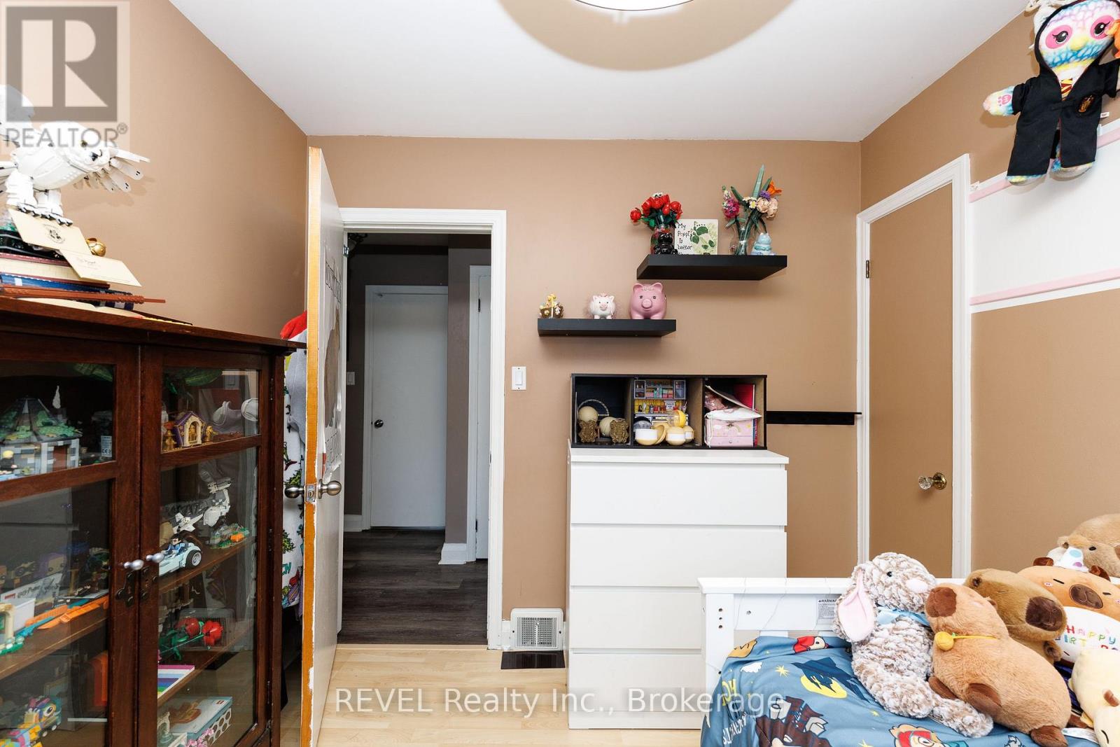 6945 DOUGLAS STREET - 10
