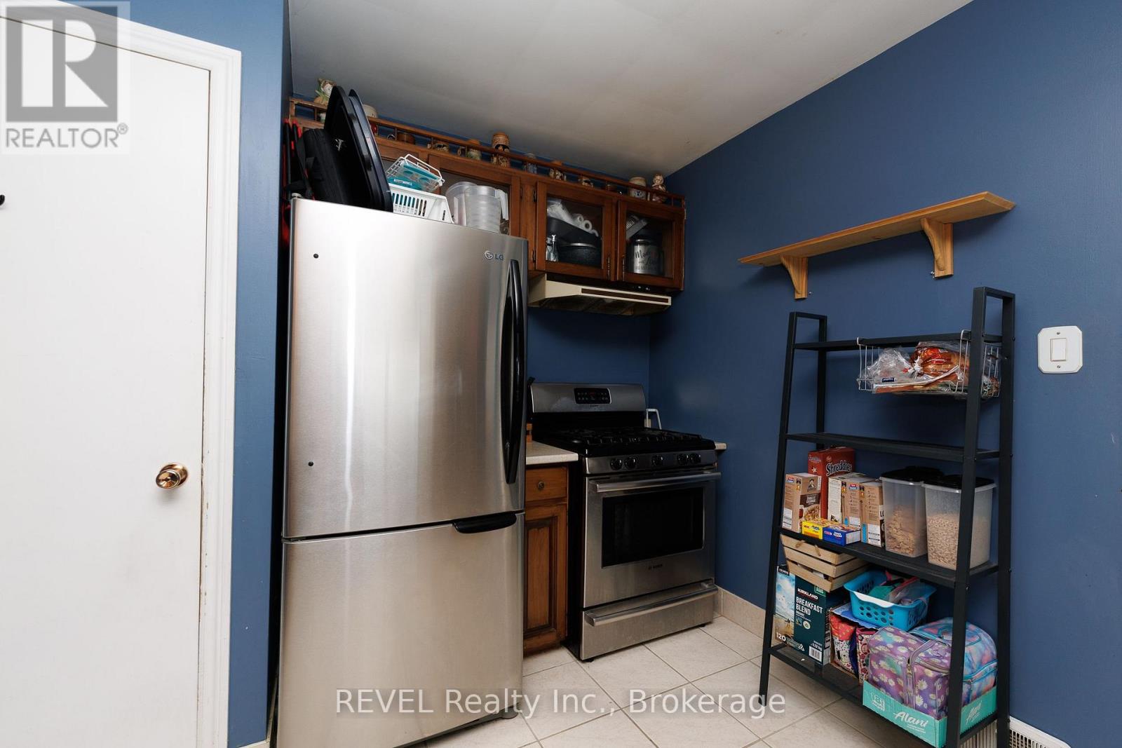 6945 DOUGLAS STREET - 17