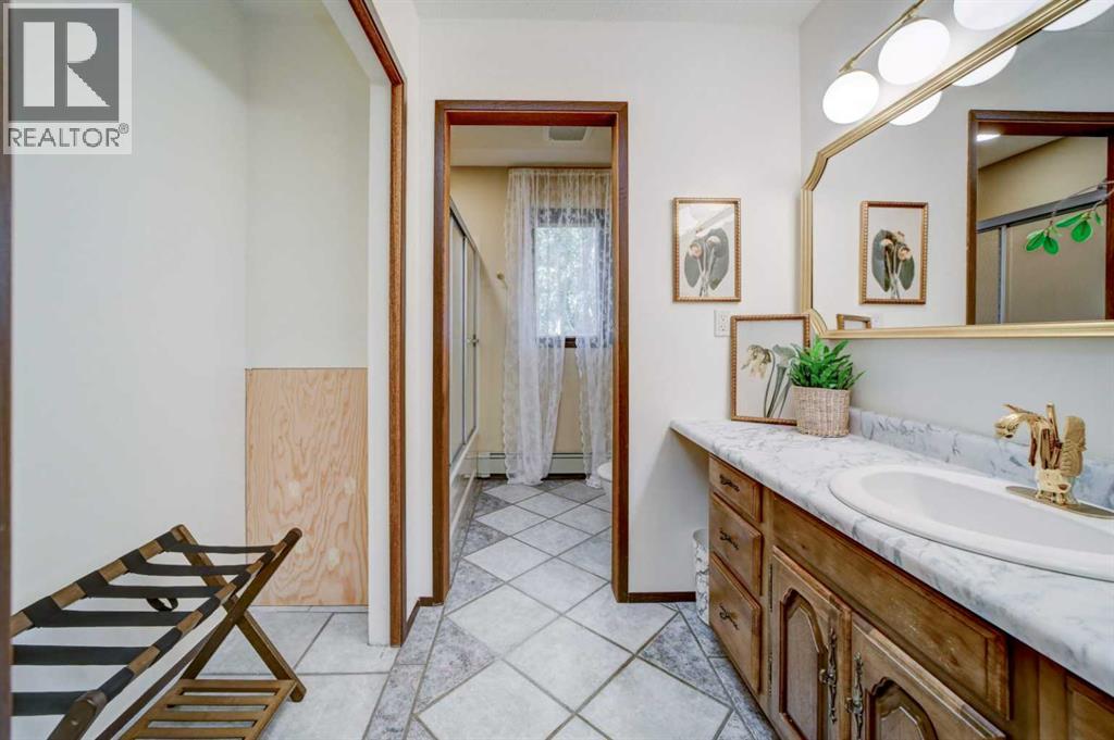 1070 Geddes Avenue — photo 34