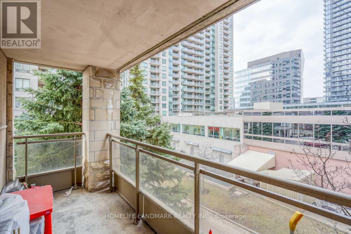 #302 260 DORIS AVENUE - 13