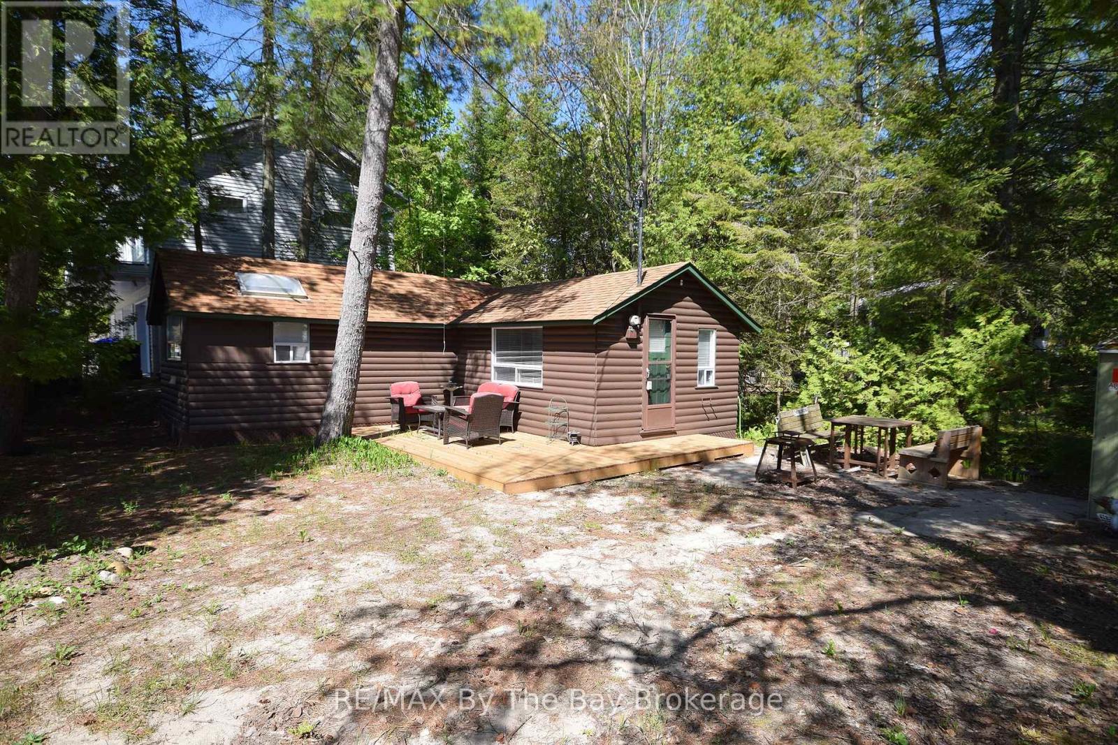 465 BLUEWATER LANE - 20