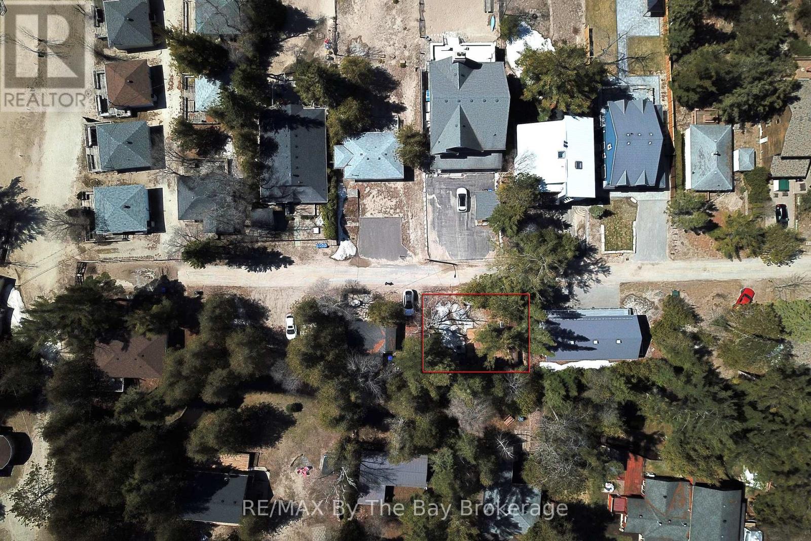 465 BLUEWATER LANE - 21