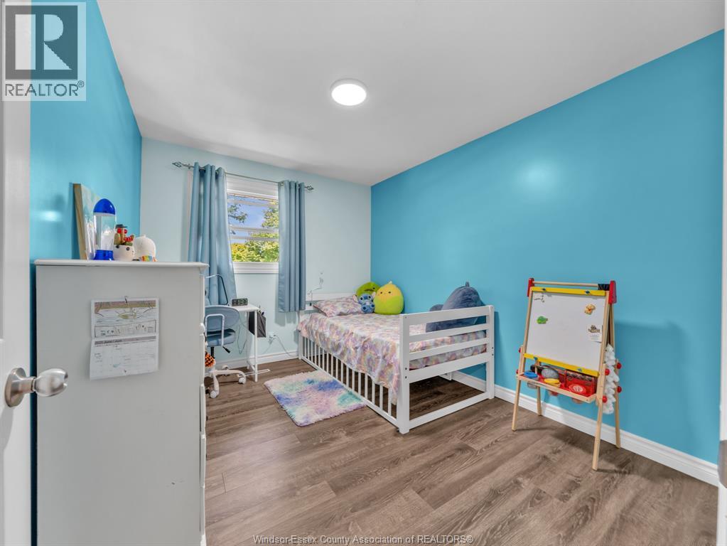 1828 Service ROAD - Image 17