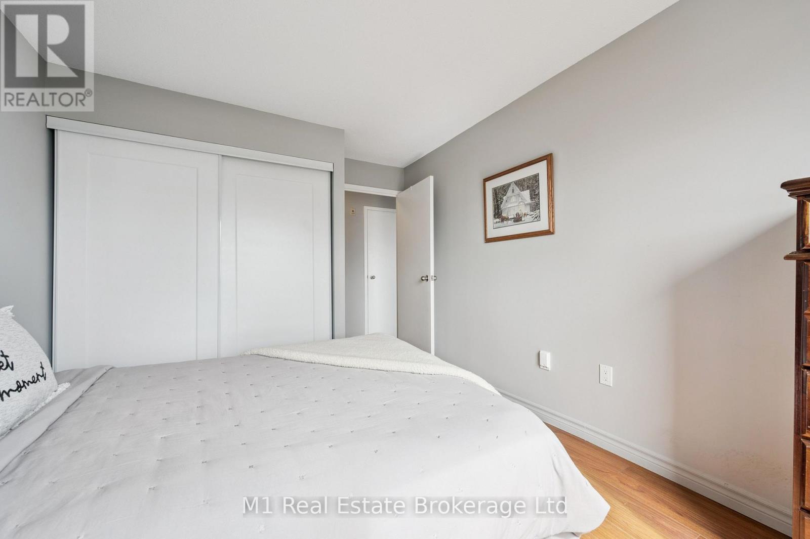 #PH2 55 BLUE SPRINGS DRIVE - 24