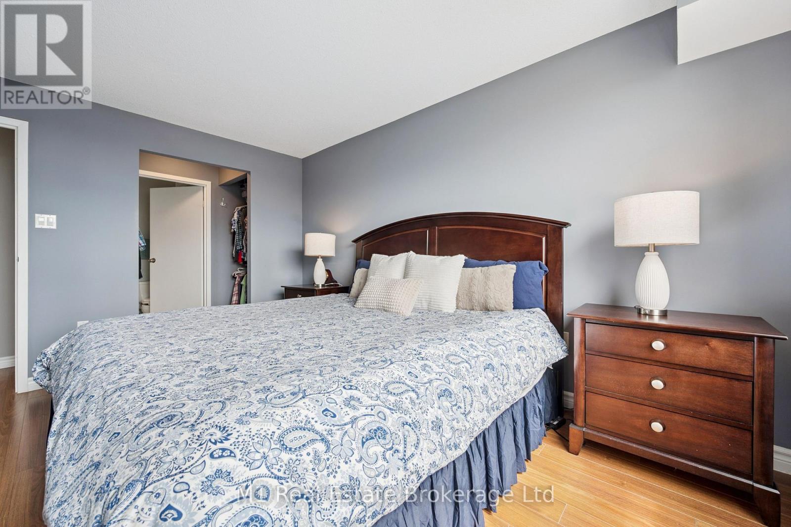 #PH2 55 BLUE SPRINGS DRIVE - 28