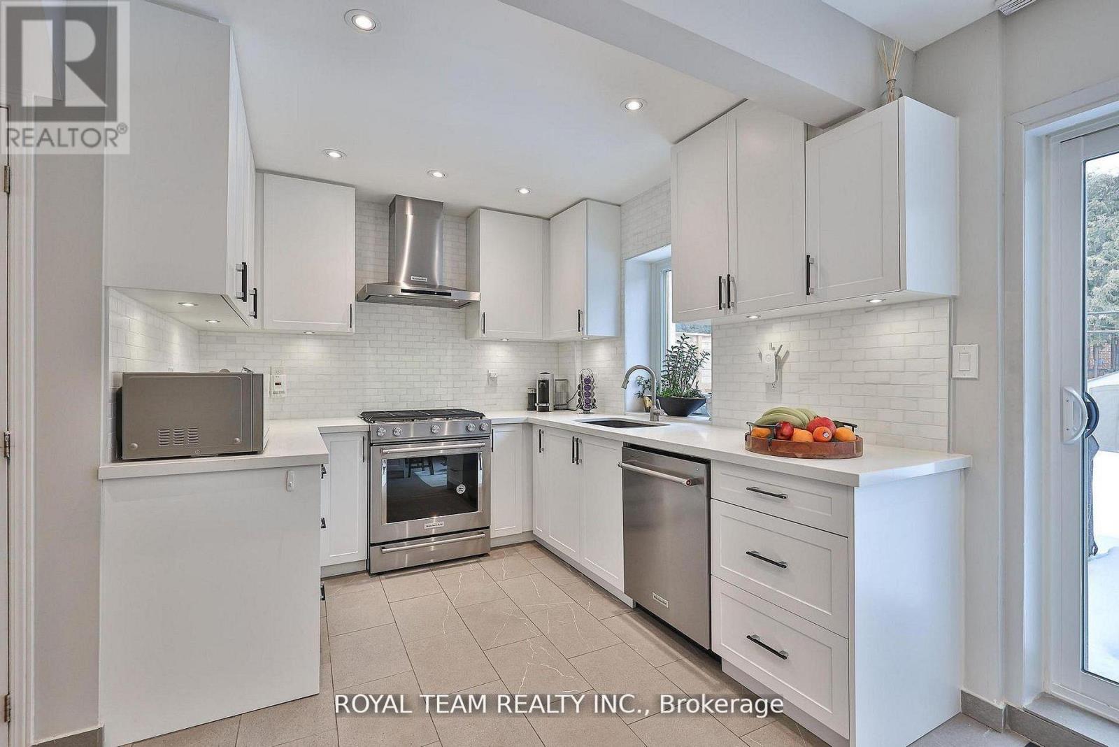 91 SOUTH KINGSWAY WAY - 17