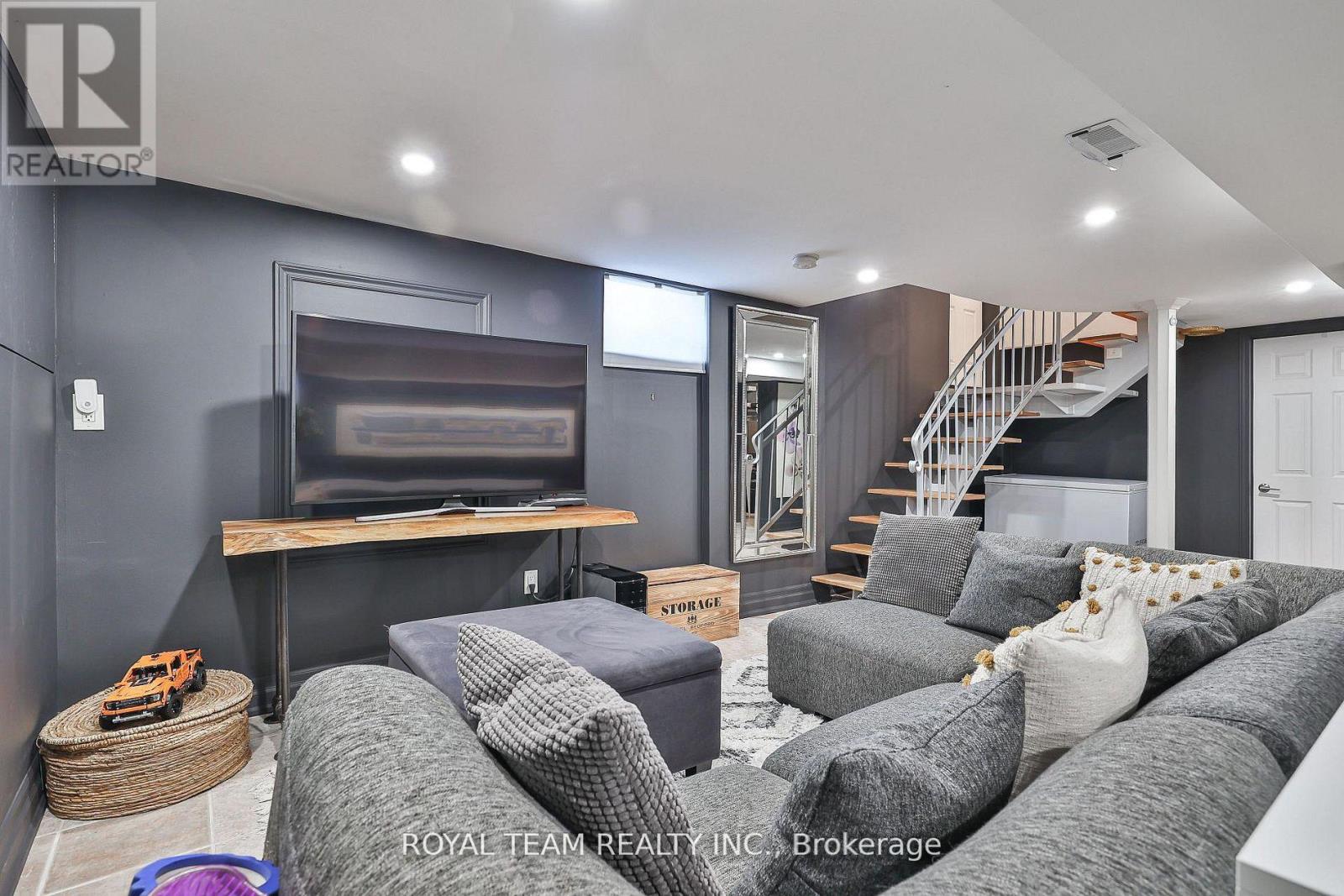 91 SOUTH KINGSWAY WAY - 39