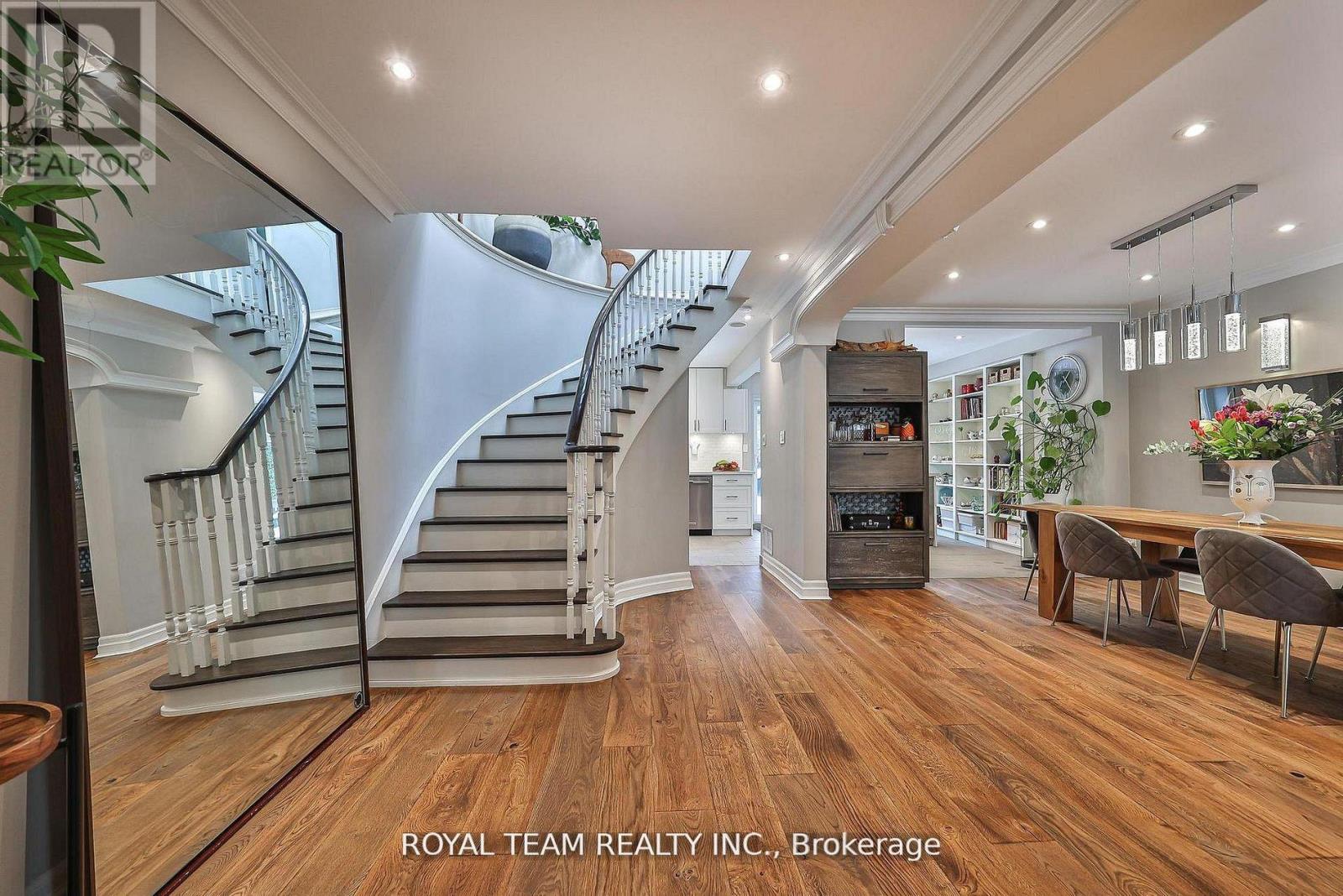 91 SOUTH KINGSWAY WAY - 6