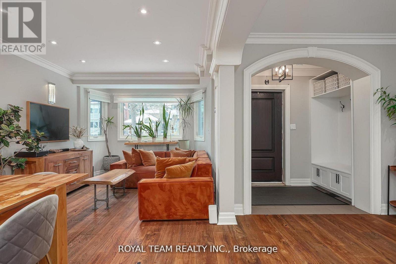 91 SOUTH KINGSWAY WAY - 7