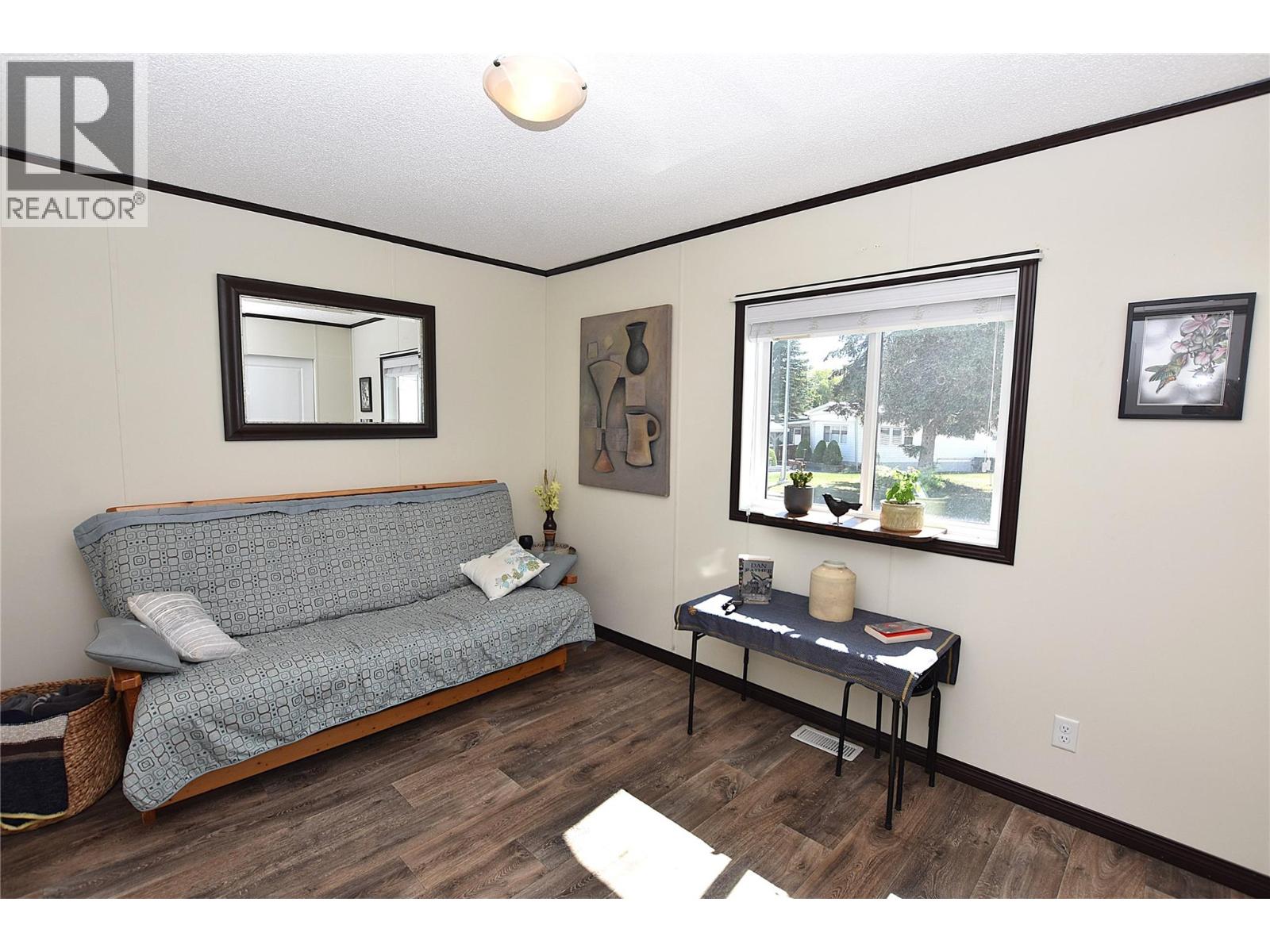 #65 5484 25 Avenue - 36