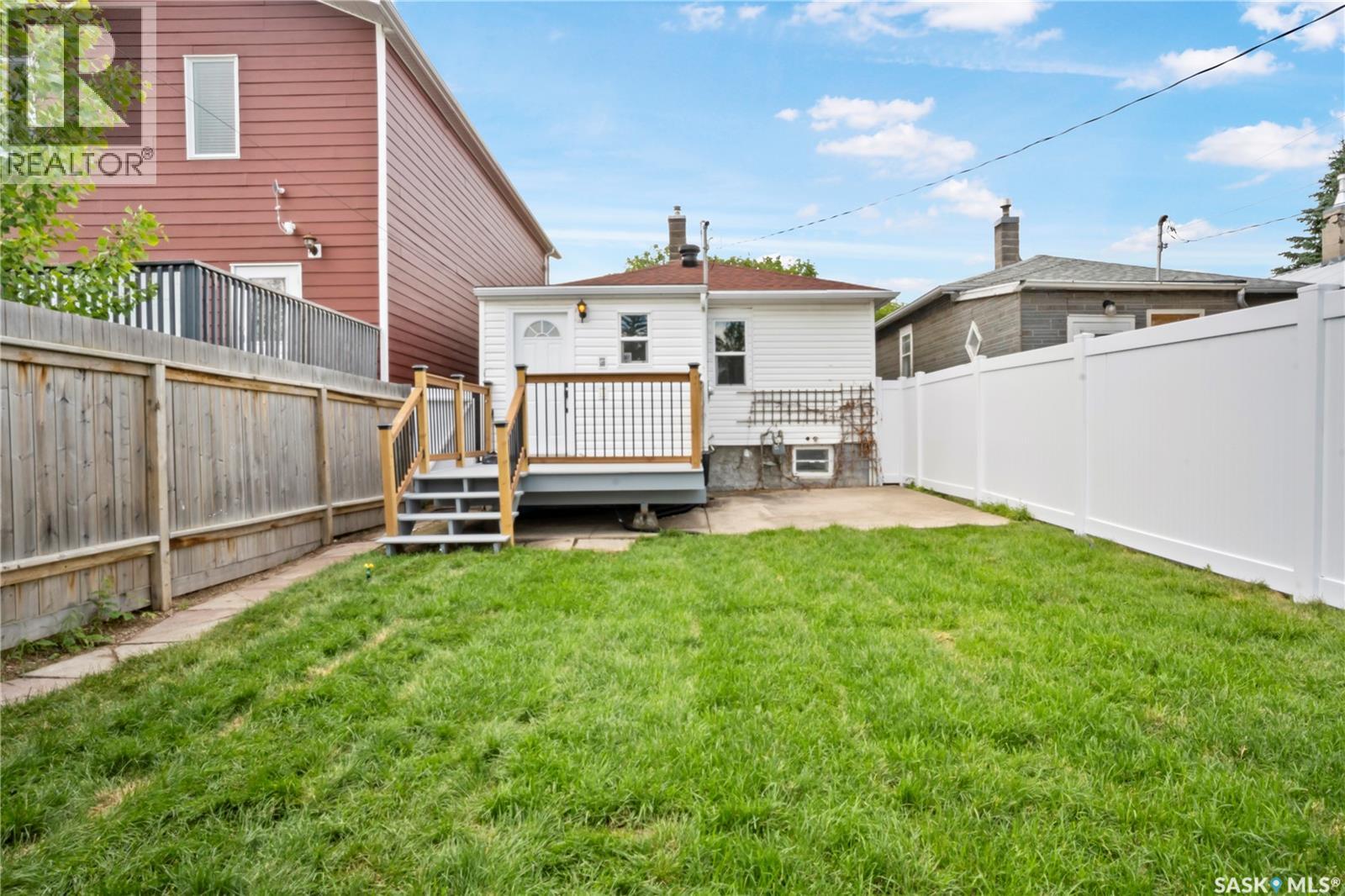 2315 Francis STREET - 24