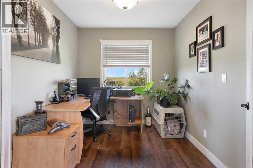 250257 Range Road 271 - 17