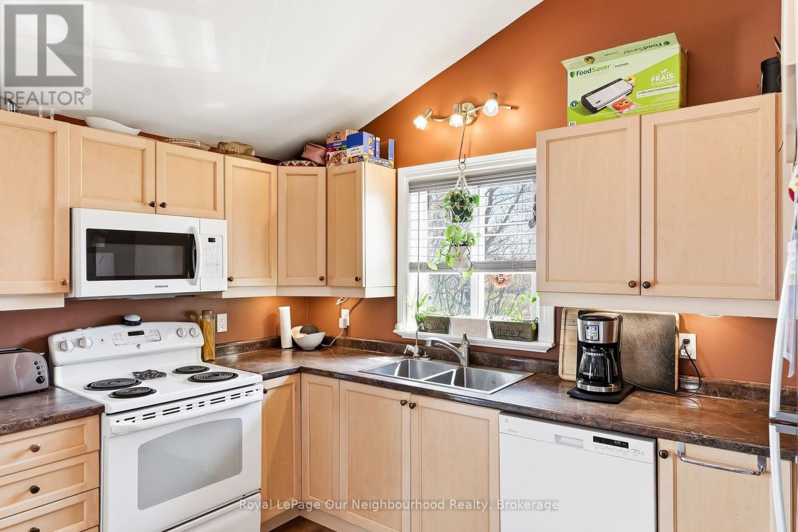 14118 TELEPHONE ROAD - 20
