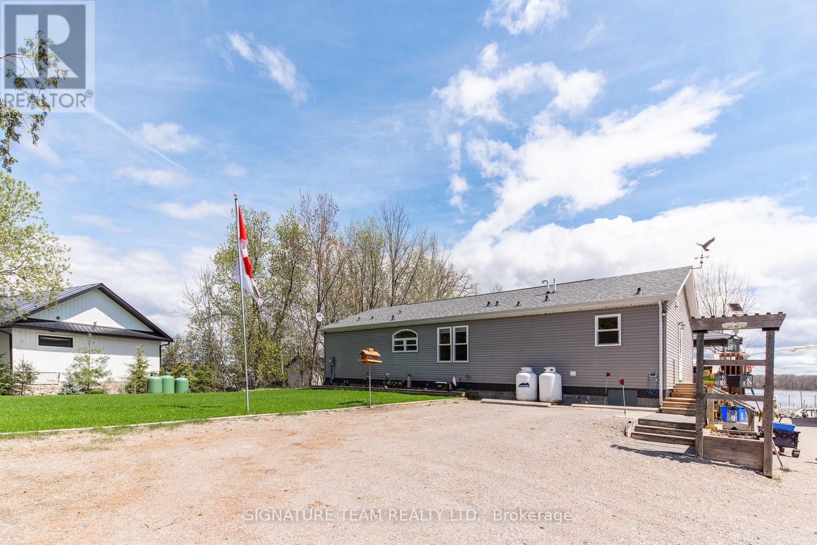 428 LACROIX BAY ROAD - 11