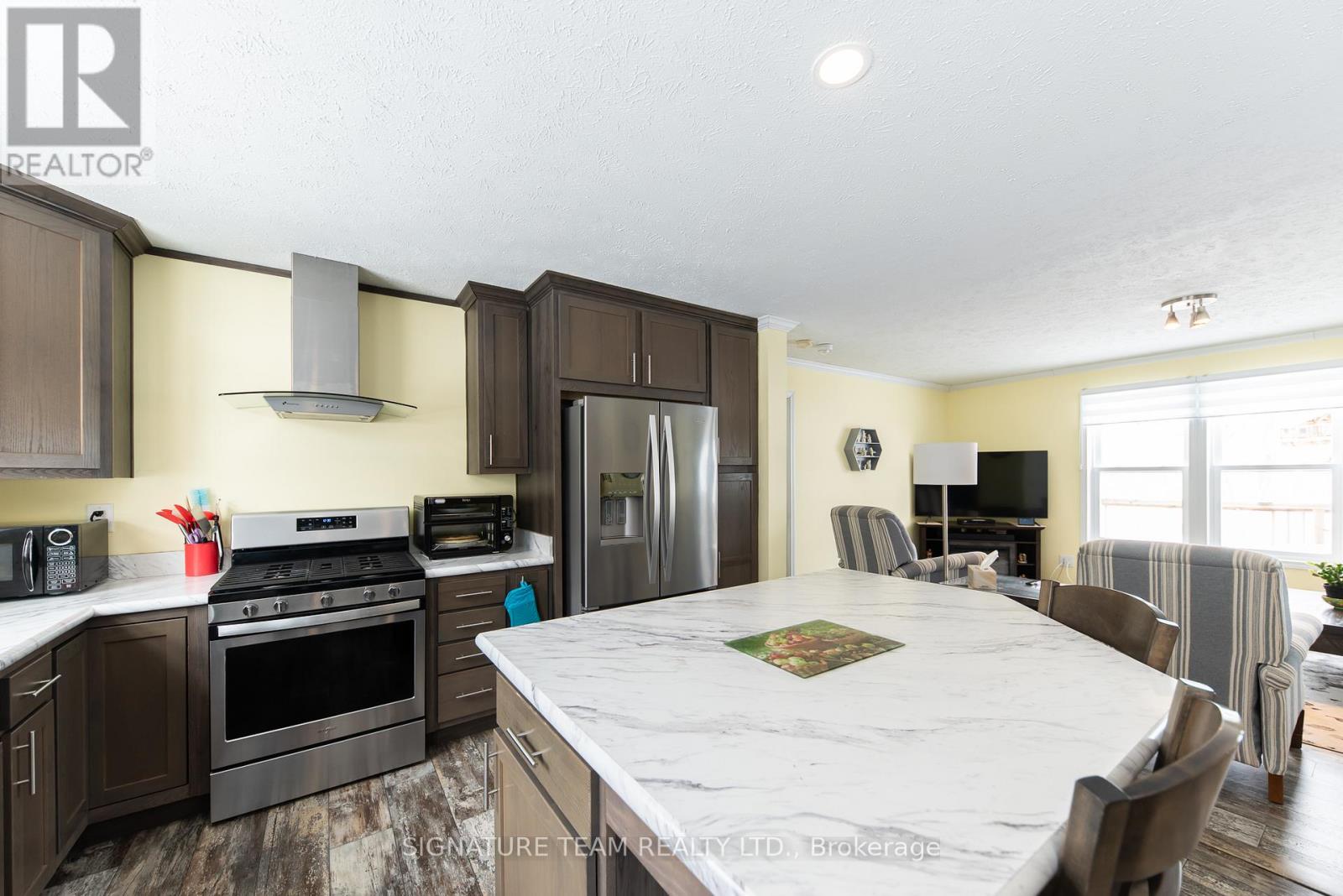 428 LACROIX BAY ROAD - 26