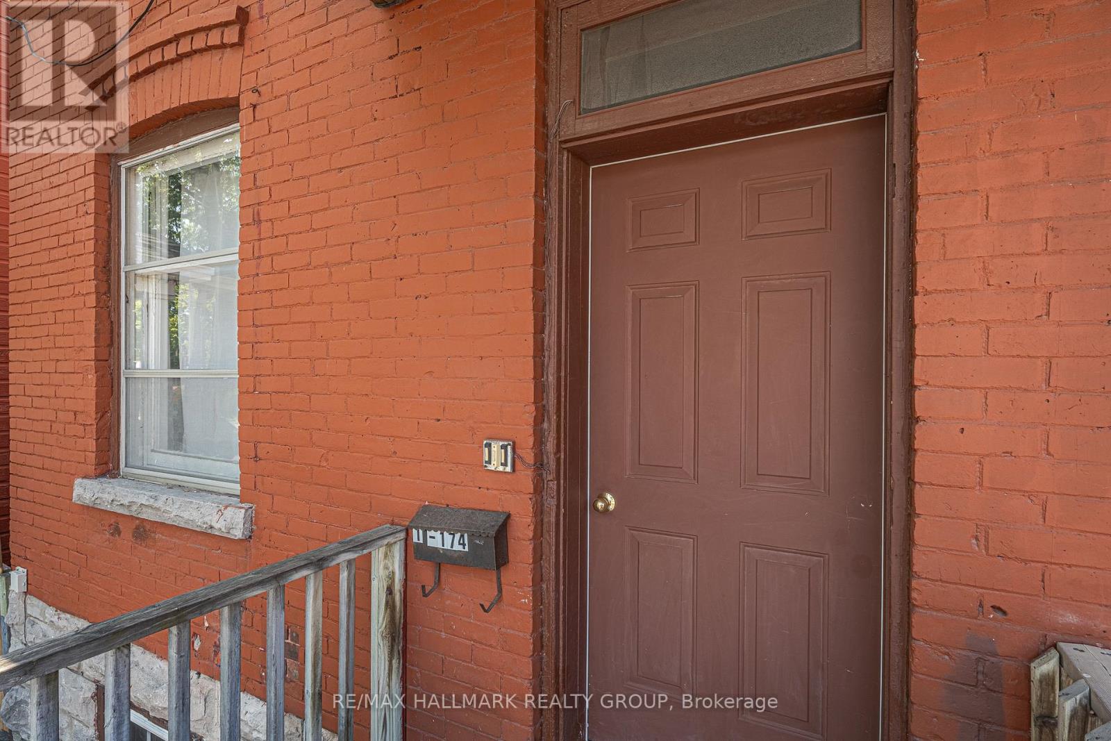 174 ARTHUR STREET - 3