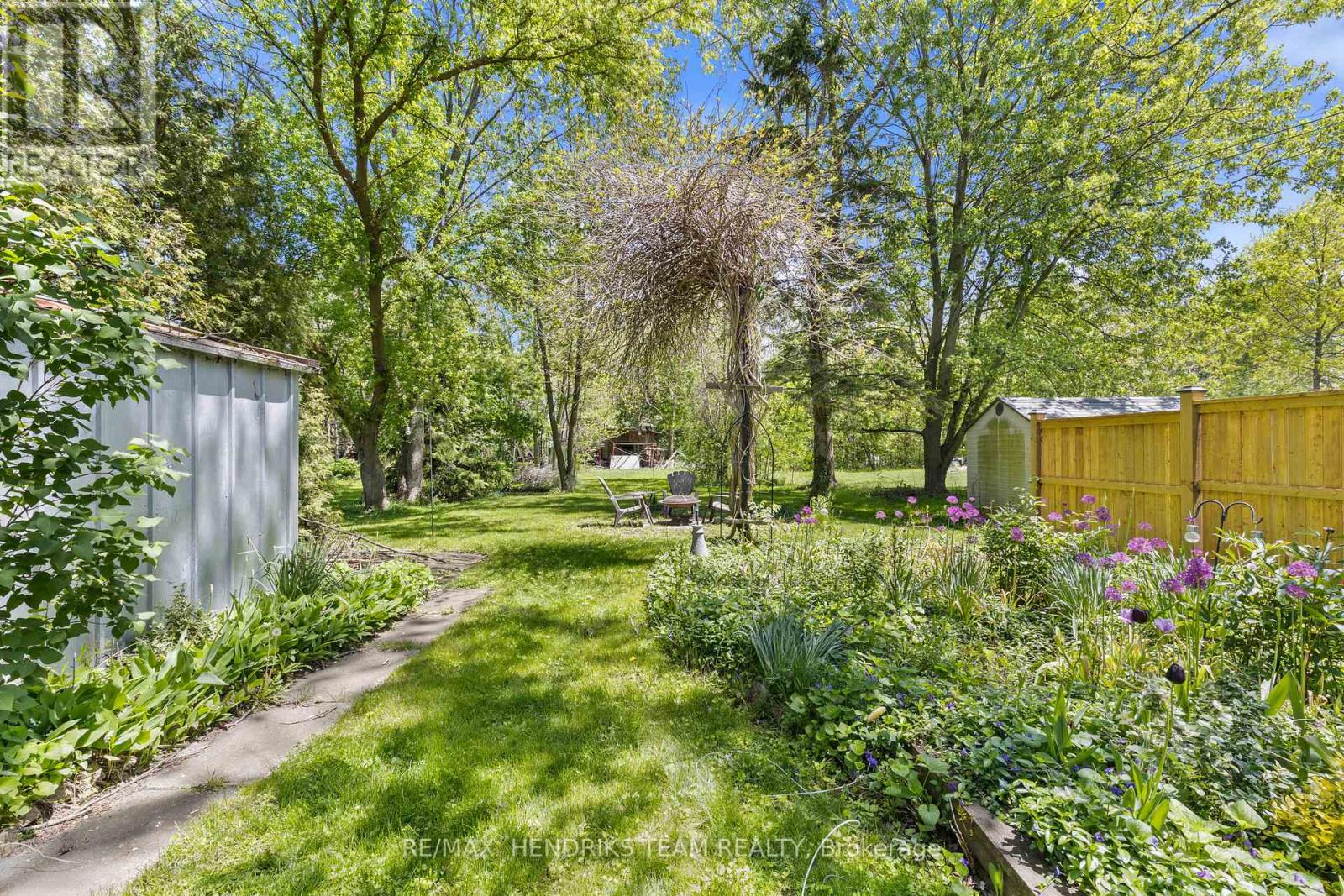 318 AQUEDUCT STREET - 20