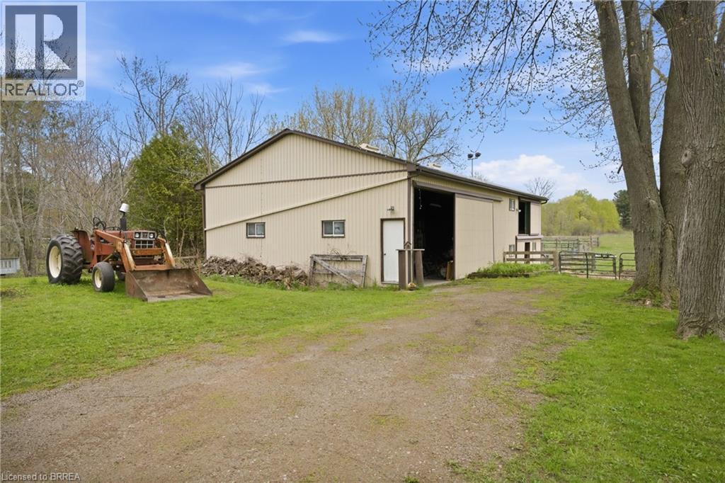 761 LYNDEN Road - 36