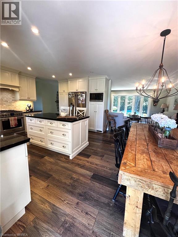 761 LYNDEN Road - 49