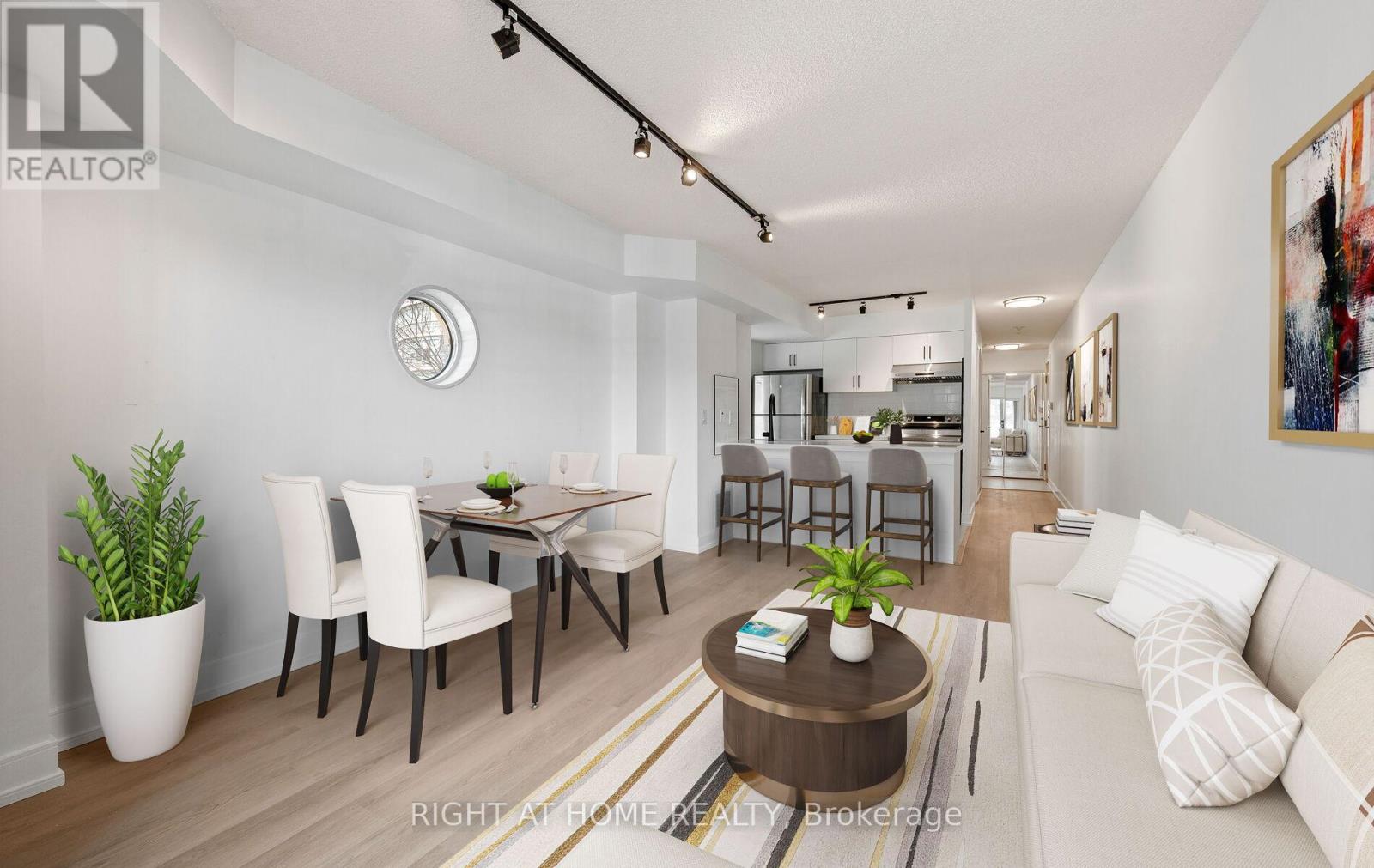#219 600 QUEENS QUAY - 1