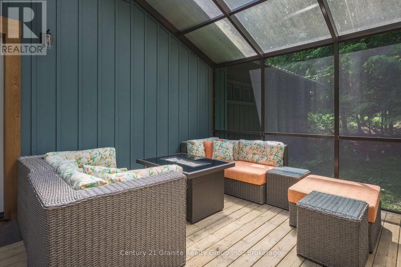 1283 WONDERLAND ROAD - 14