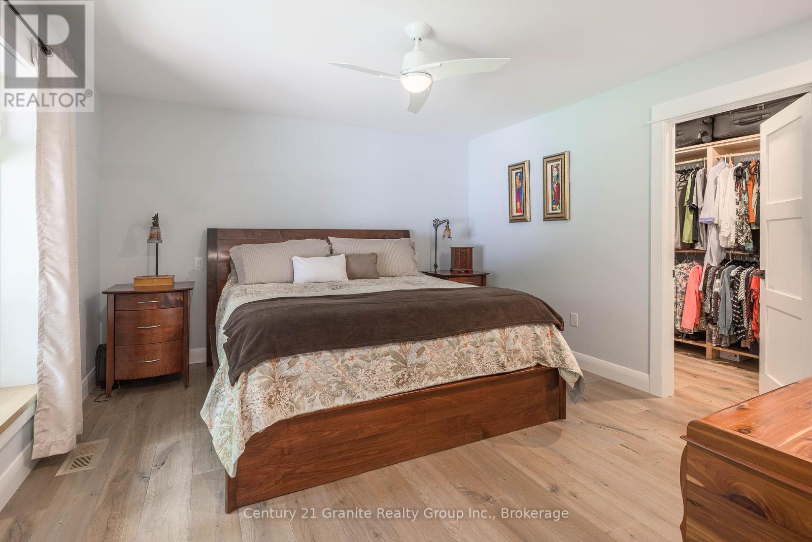 1283 WONDERLAND ROAD - 22