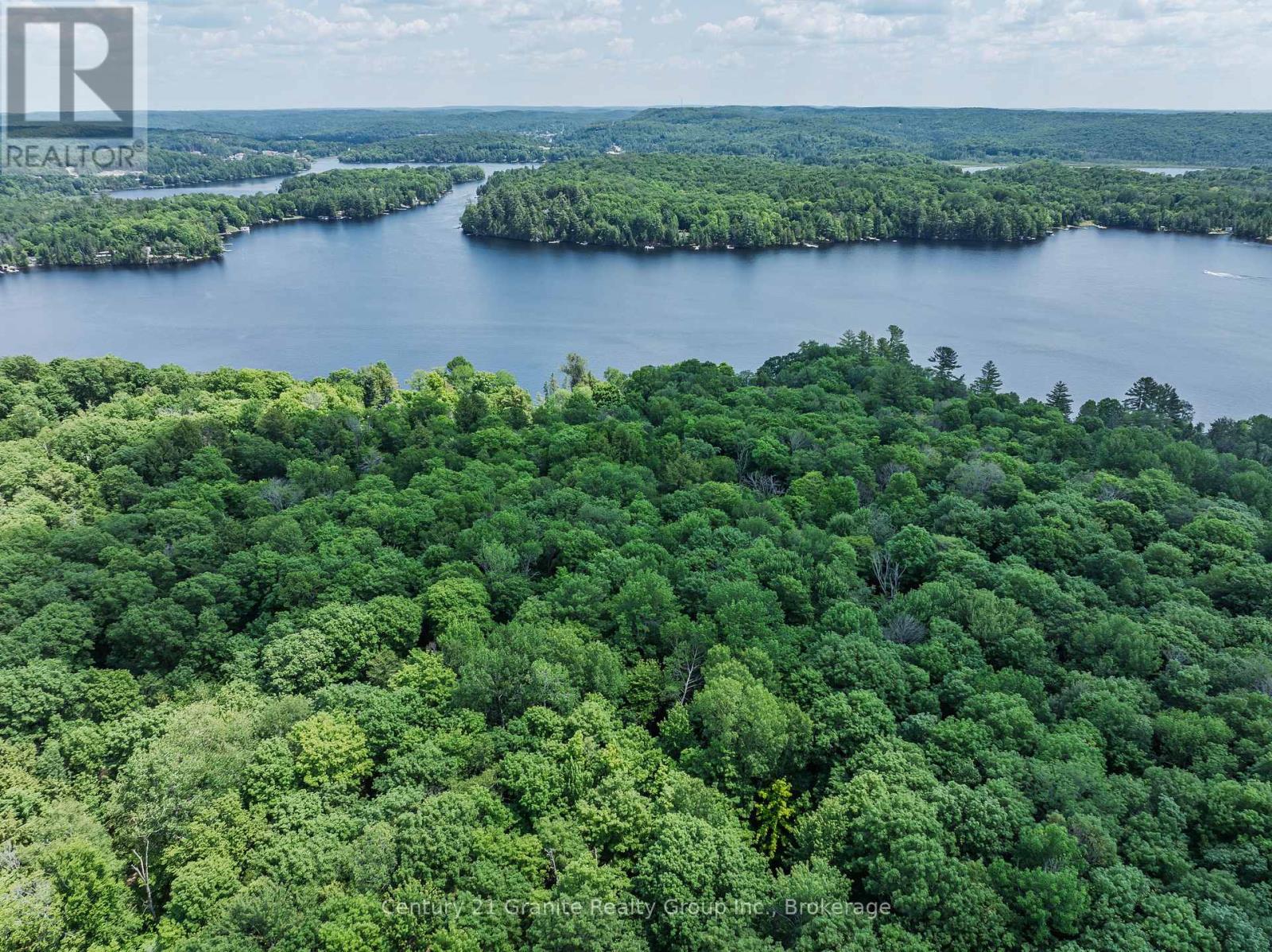 1283 WONDERLAND ROAD - 48