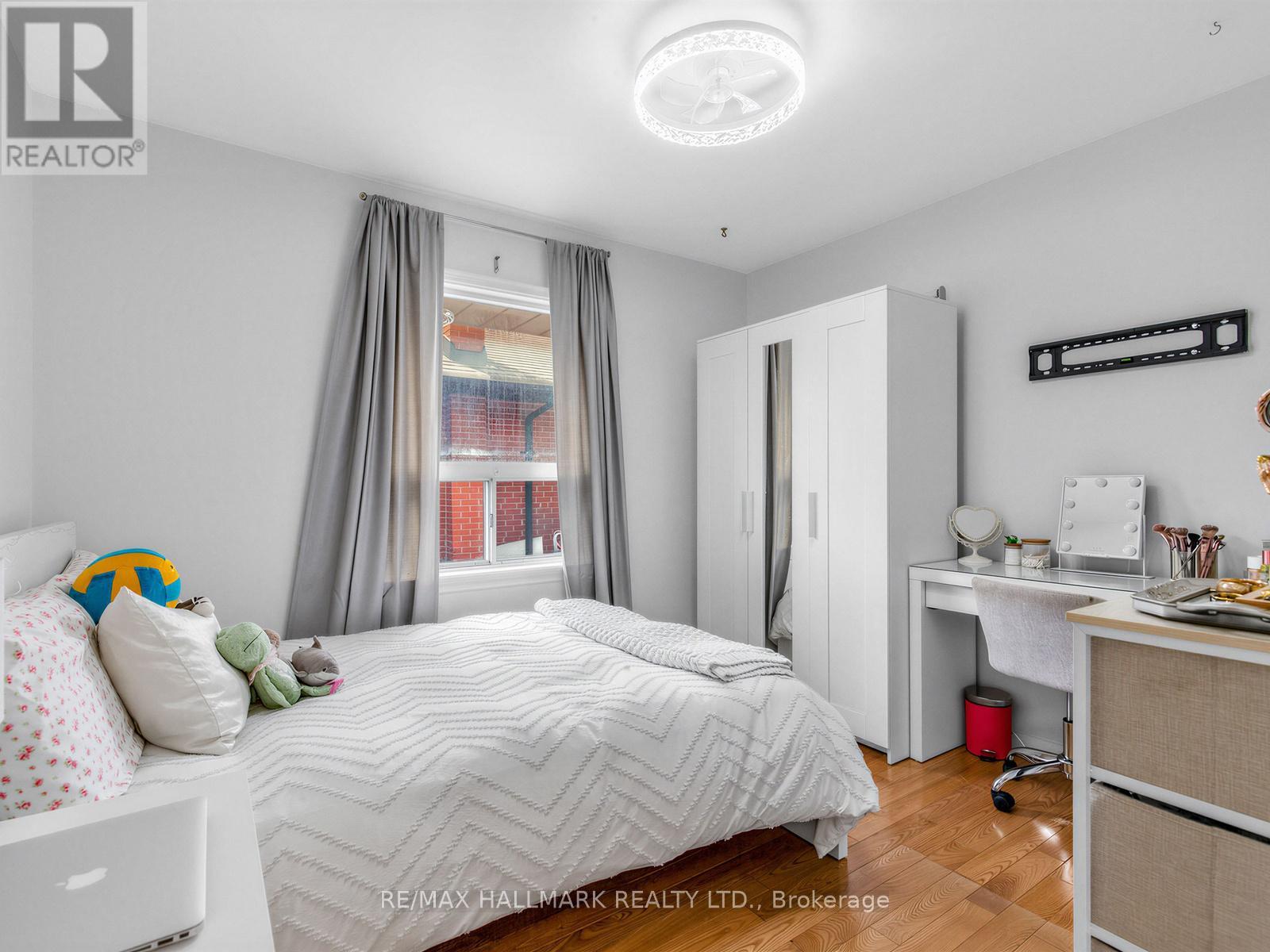 7 PENWORTH ROAD - Image 10