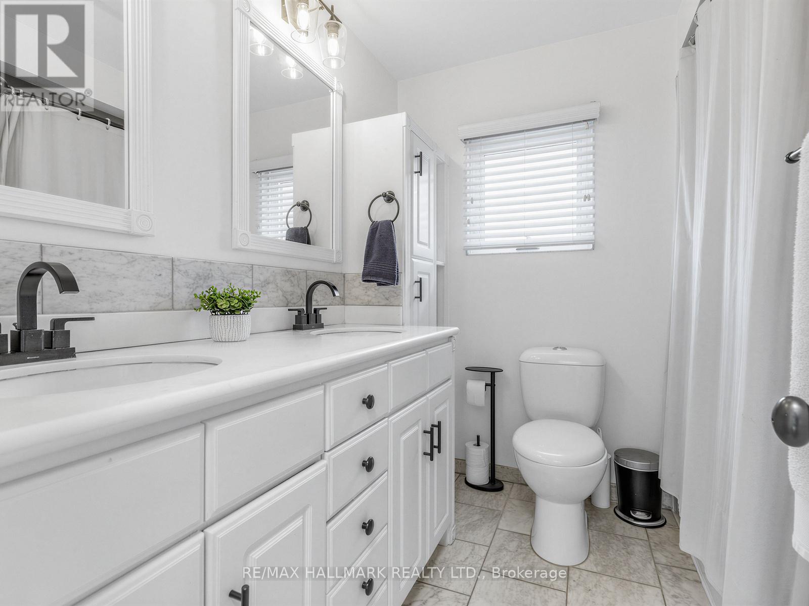 7 PENWORTH ROAD - 11