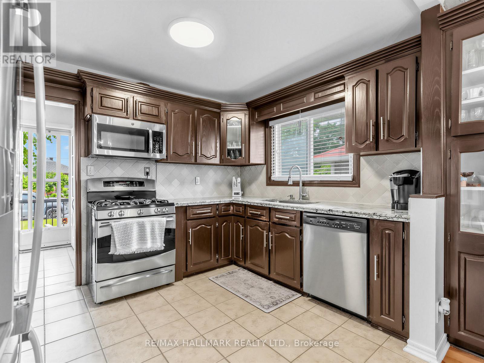7 PENWORTH ROAD - Image 6
