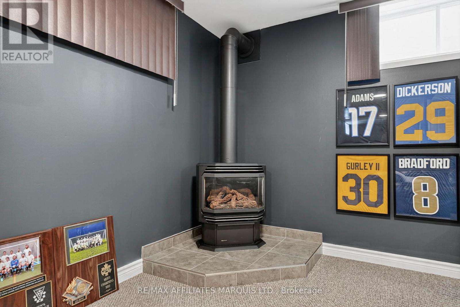1337 PATRICIA PLACE - 43