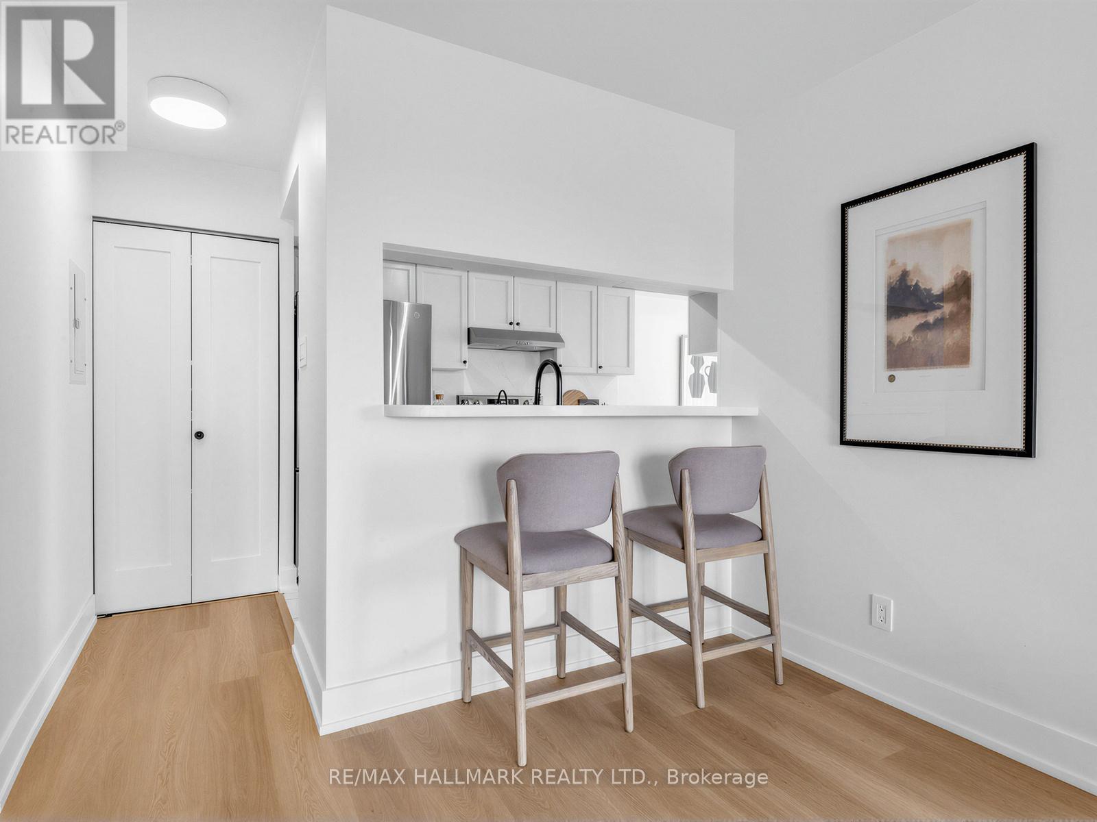 #1102 399 SOUTH PARK ROAD - Image 14