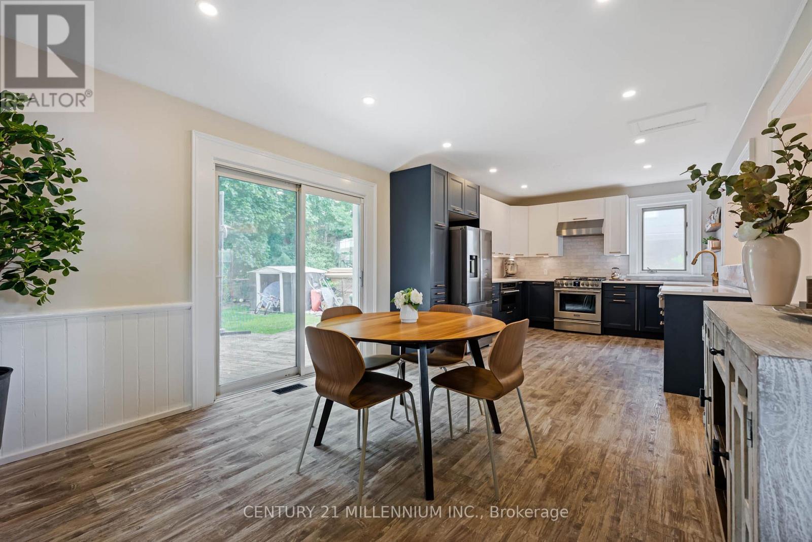 20 ALEXANDER STREET - Image 12